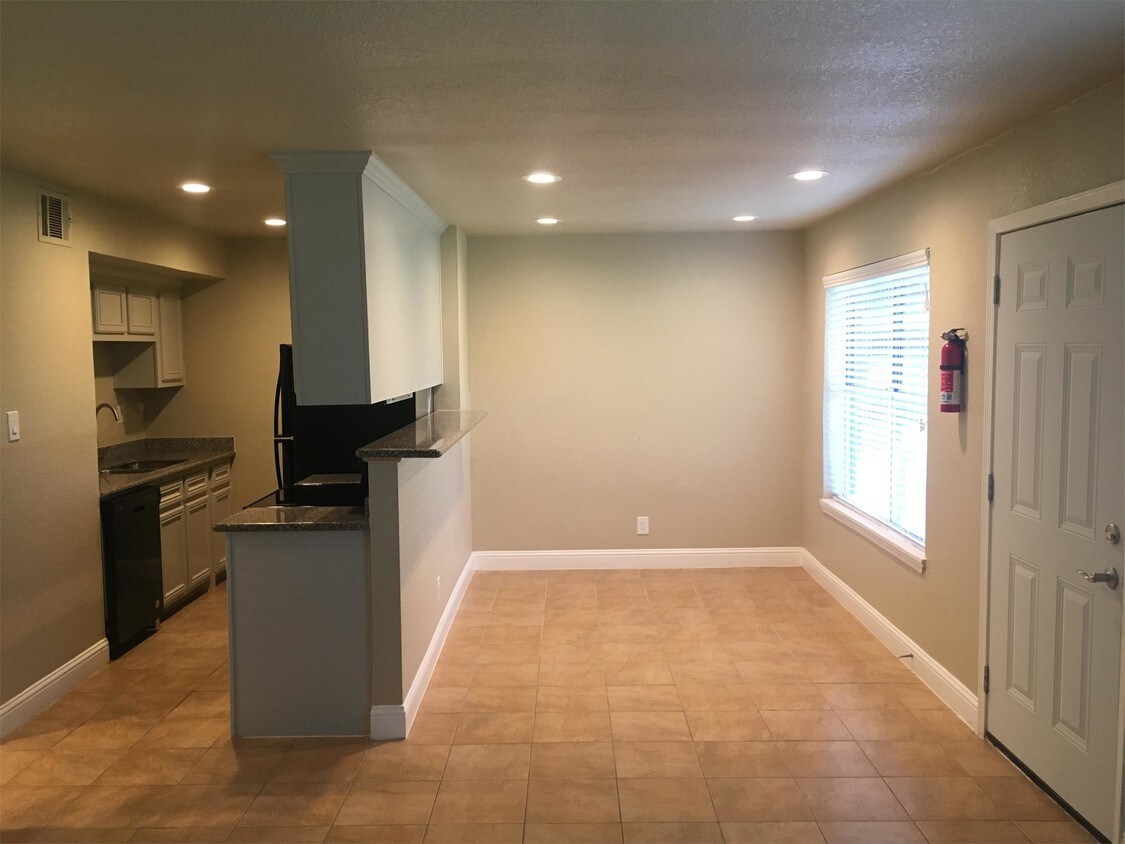 Primary Photo - 3500 Baker Dr