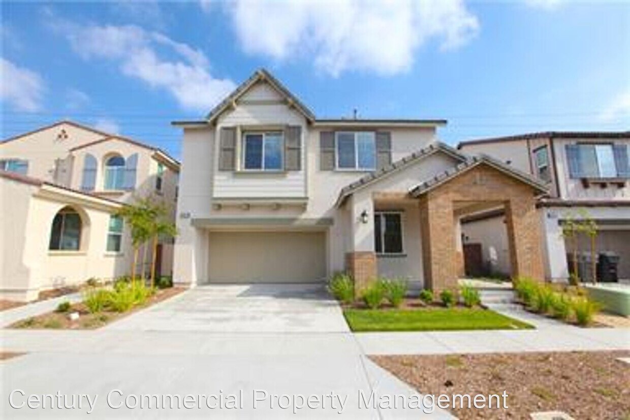 Primary Photo - 5 br, 3 bath House - 8807 Kings Canyon Street