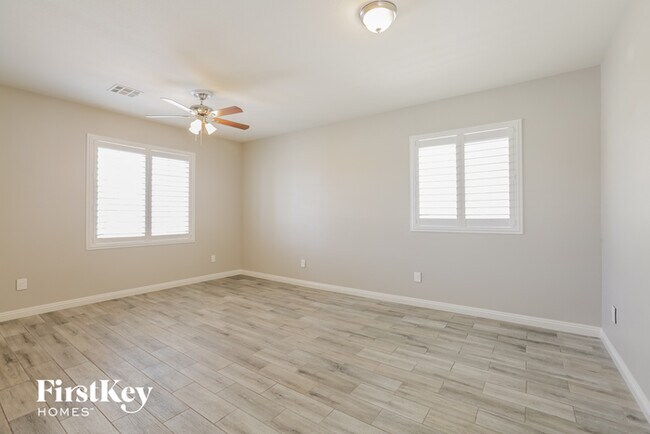 Building Photo - 3840 N Goldfield St