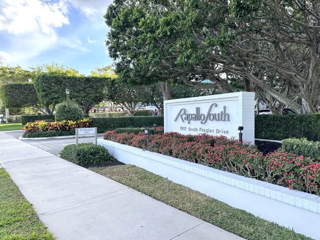 Building Photo - 1801 S Flagler Dr