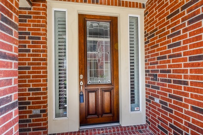 Building Photo - 1016 Studer St