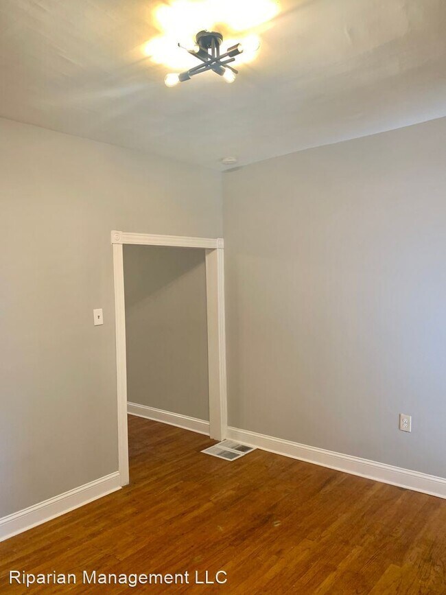 Foto del edificio - 3 br, 1 bath House - 2215 Ruskin Ave