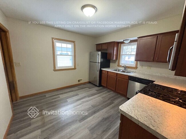 Foto del edificio - 4240 6th St NE