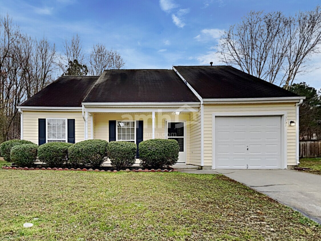 Primary Photo - 5405 Orchard Pond Dr