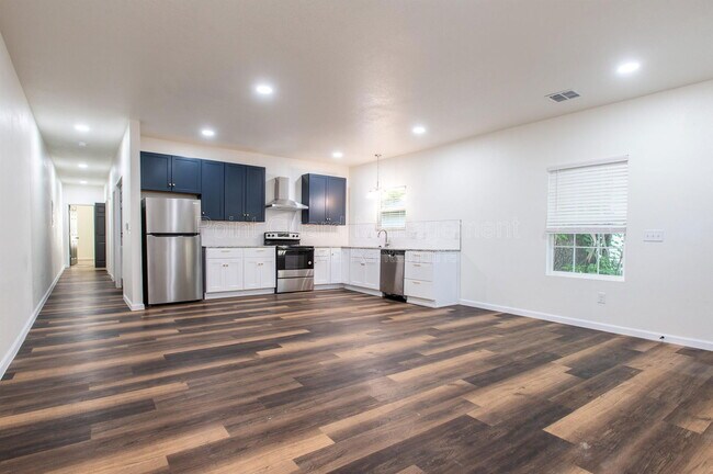 Foto del edificio - 315 S Green St