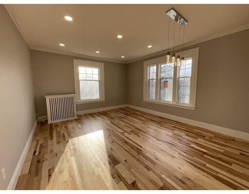 Foto principal - 169 Washington St
