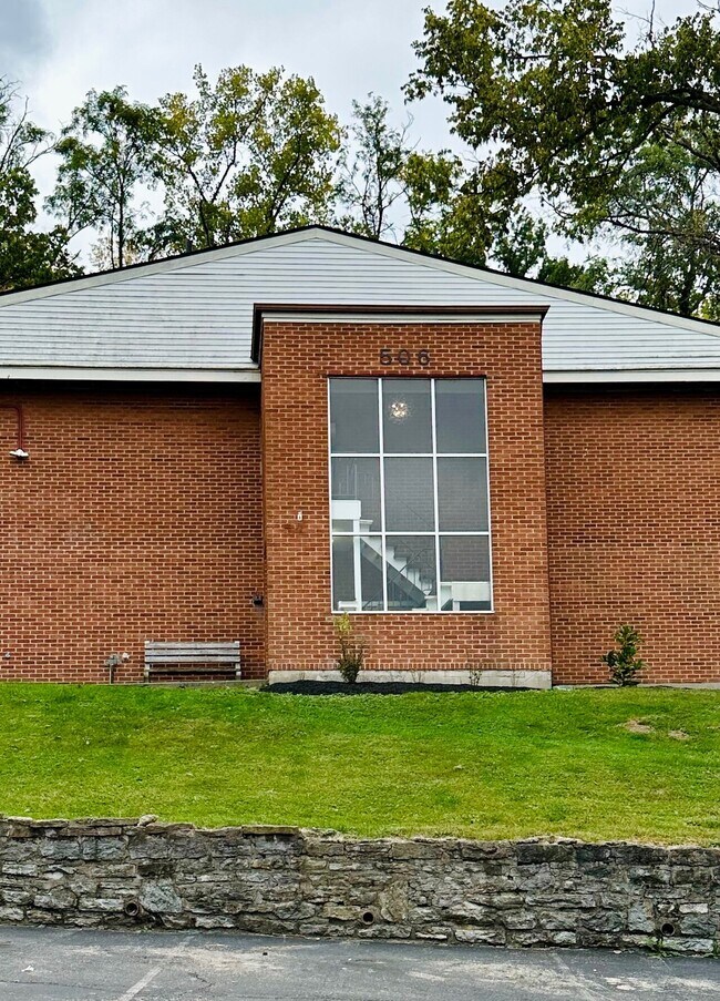 Foto del edificio - Main Street Milford Apartments LLC