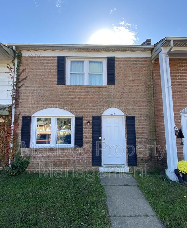 828 Bellows Ave, Falmouth, VA 22405 Townhome Rentals in Falmouth VA