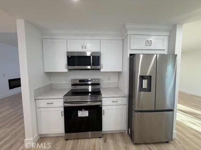 Foto del edificio - 6733 Corintia St