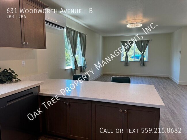 Foto del edificio - 631 Woodworth Ave