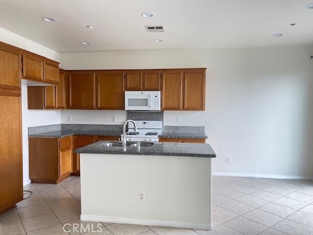 Building Photo - 27879 Cactus Ave
