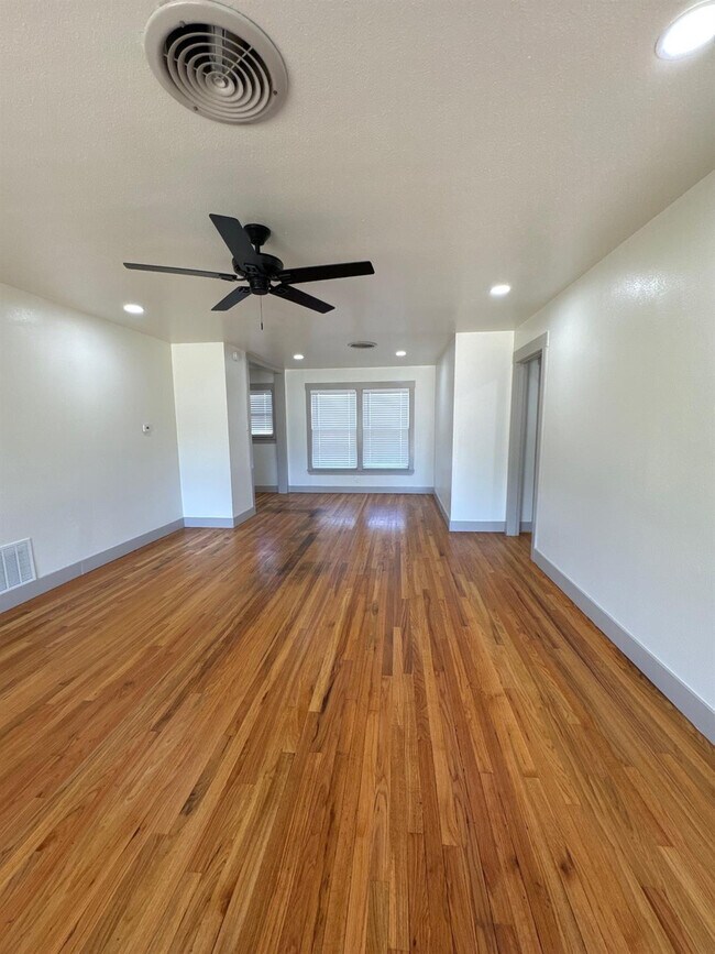 Foto del edificio - 2608 38th St