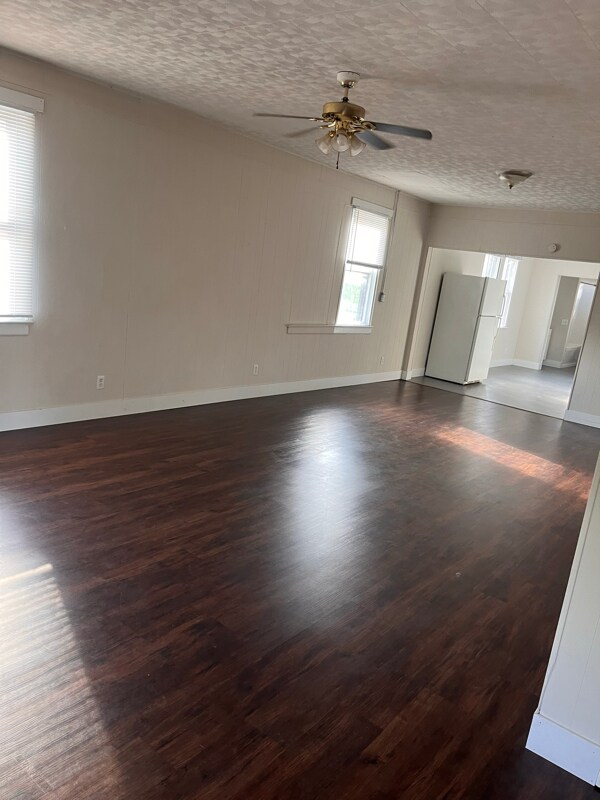 Foto del edificio - 1067 Frisco Dr