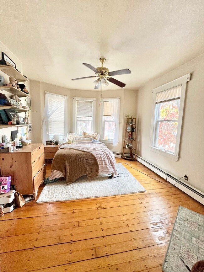 Foto del edificio - 19 Sachem St