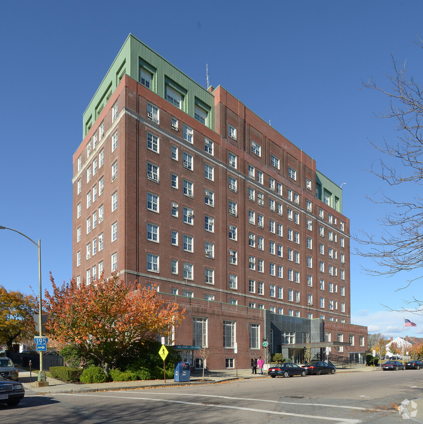 Primary Photo - New Bedford Hotel Apartments