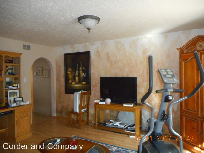 Building Photo - 10317 Jarmel Dr NW