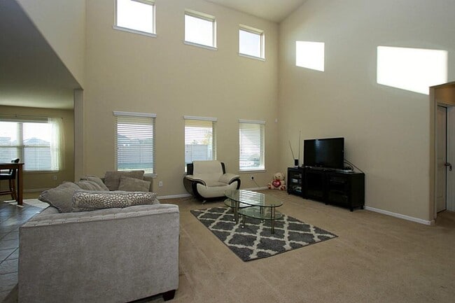 Building Photo - 9326 Limestone Ranch Ln