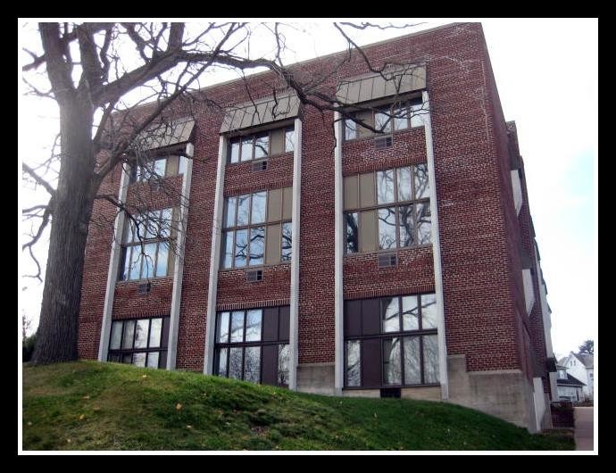 Primary Photo - 820 N. Bridge Street
