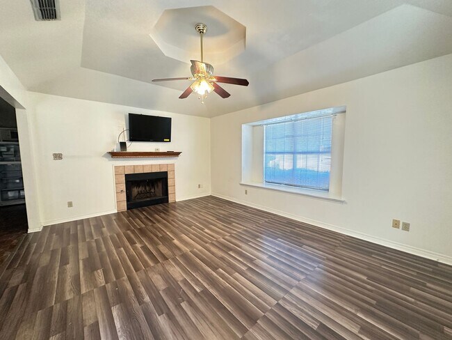 Foto del edificio - 9106 Bushnell Ln