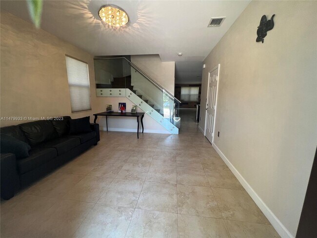 Foto del edificio - 10375 NW 70th Ln