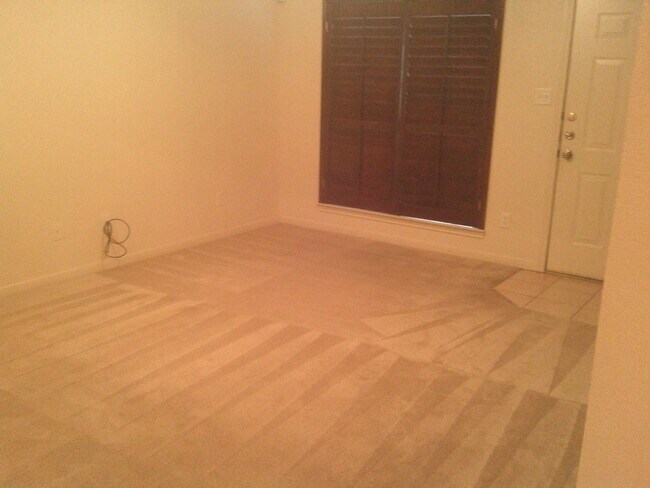 Foto del edificio - 3506 Dustin Ct