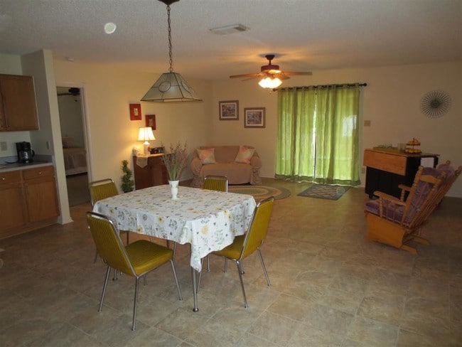 Building Photo - 3205 Dusty Crossing