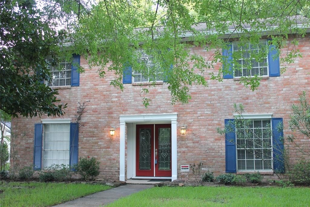 Foto principal - 15906 Singapore Ln