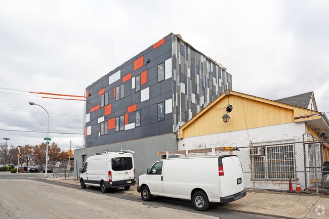 Building Photo - 1851 Germantown Ave