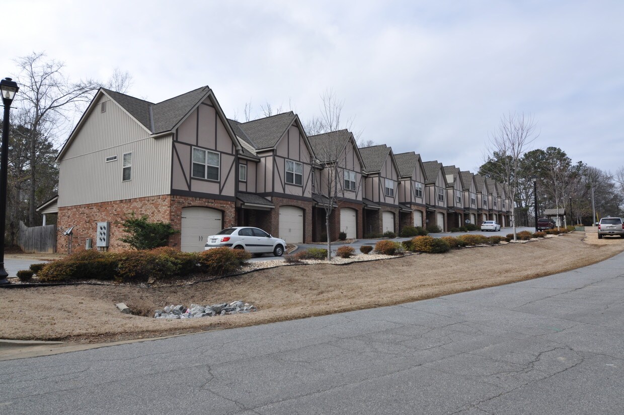 Northview Townhomes Apartments in Columbus, GA
