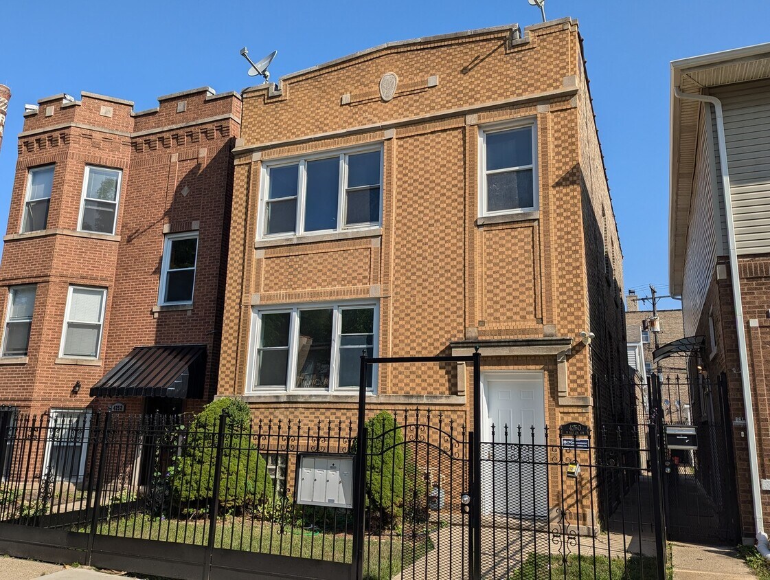 Primary Photo - 4250 W Haddon Ave
