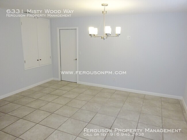 Foto del edificio - 6331 Misty Wood Way