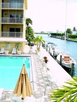 Foto del edificio - 2640 NE 135th St