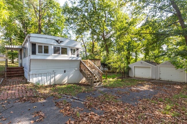 Building Photo - 2 Bed, 1 Bath, Manufactured Home in Harper...