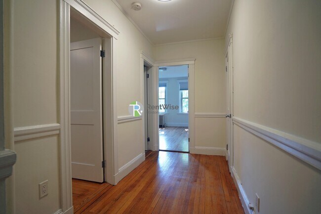 Foto del edificio - 1848 Commonwealth Ave