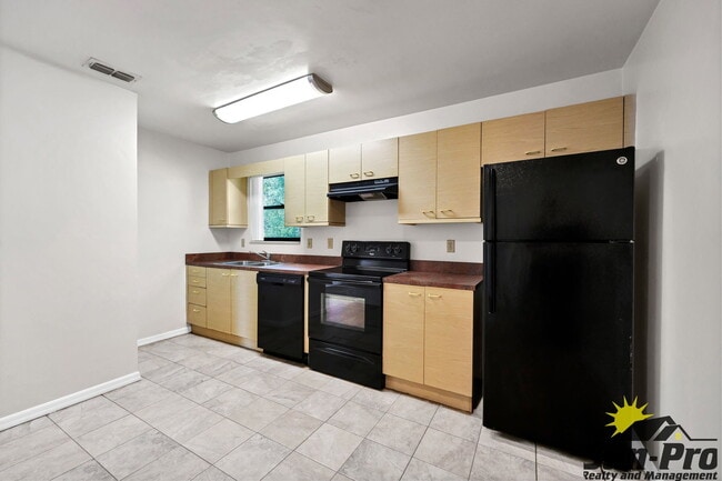 Photo - 660 8th Street Apartment