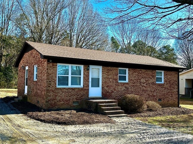 Foto del edificio - 2121 Charlotte Hwy