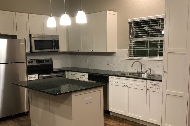 B Upstairs kitchen - 445 N Woods St