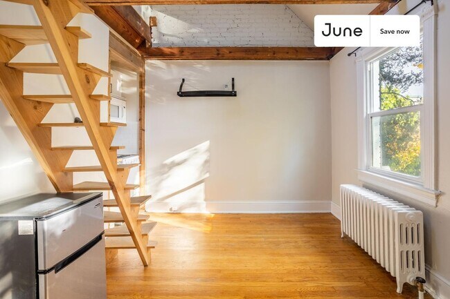 Foto del edificio - 1443 Parkwood Pl NW