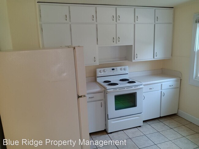 Foto del edificio - 2 br, 1 bath House - 1108 Grover Street