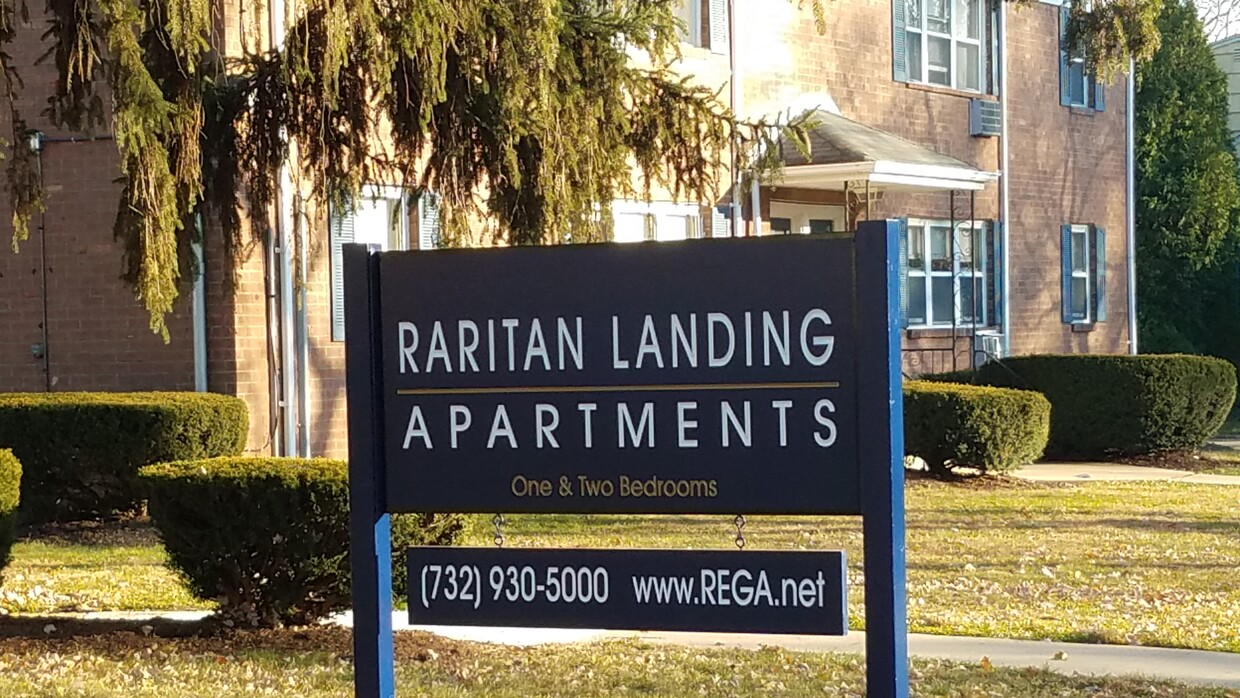 Foto principal - Raritan Landing Apartments