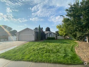 Building Photo - 2019 Kentucky Dr