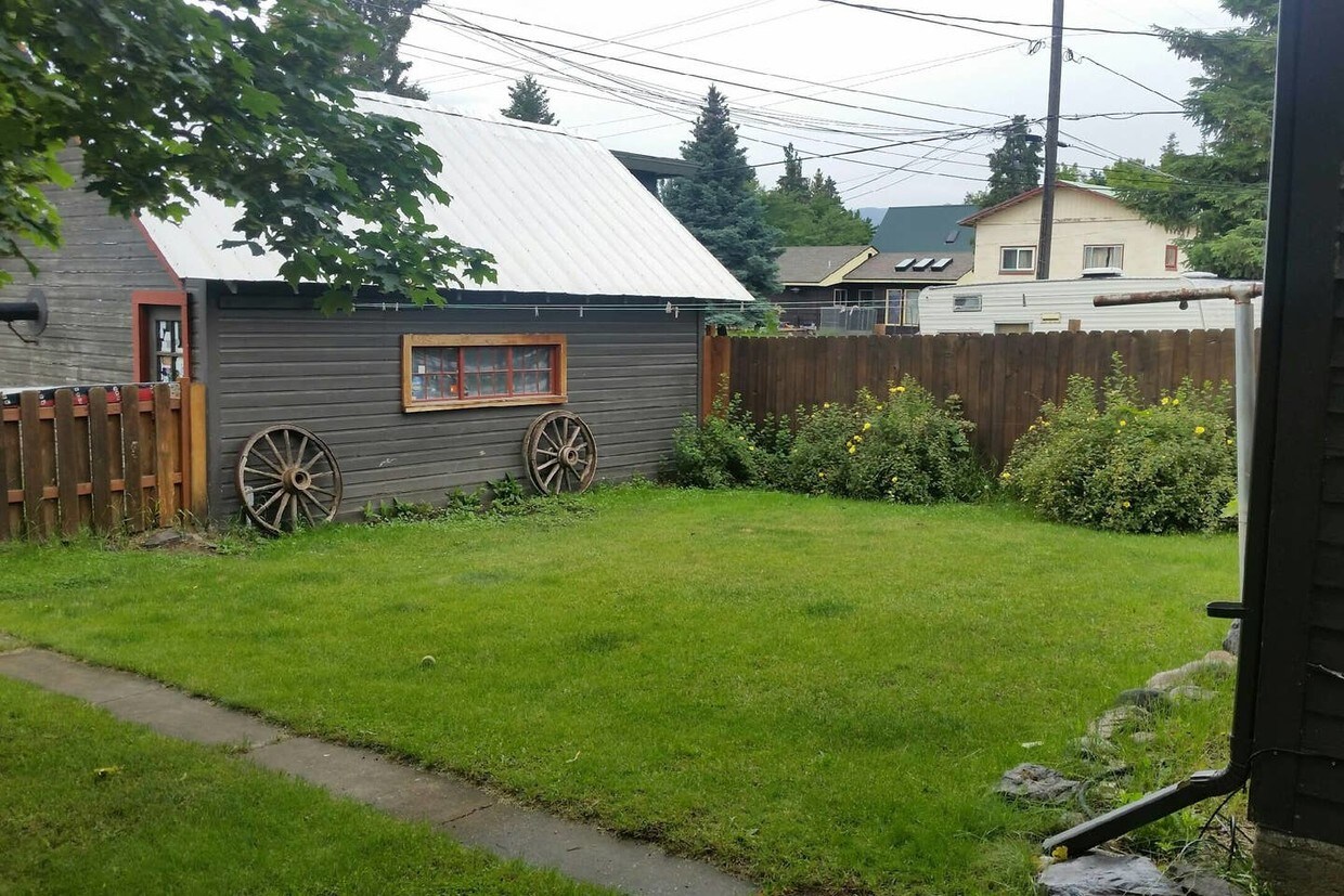 Primary Photo - 612 2nd Ave W