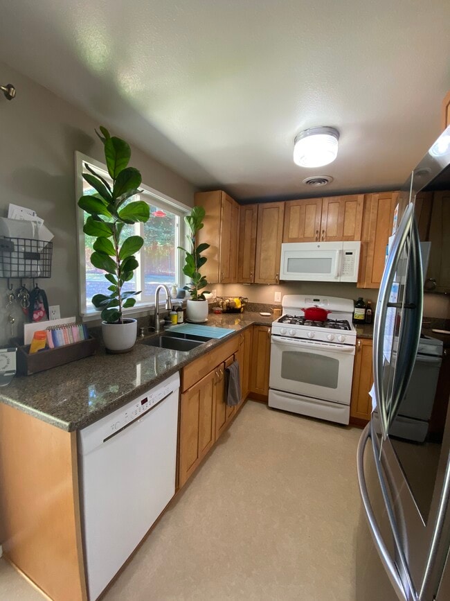 Foto del edificio - 12604 SE 160th St