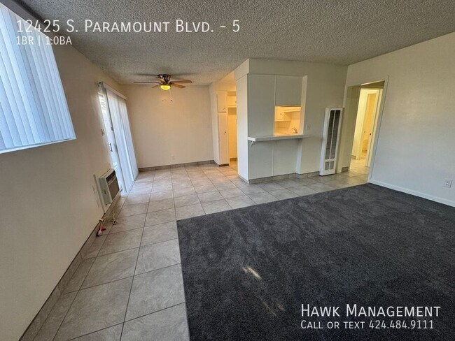 Foto del edificio - 12425 Paramount Blvd