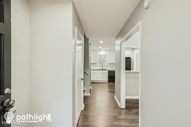 Building Photo - 3 br, 2 bath House - 9439 Cedar Creek Plac...