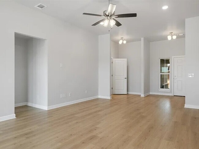 Foto del edificio - 2207 W 29th Ave