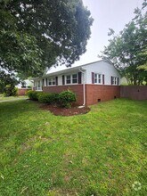 Building Photo - 5745 Leslie Ave