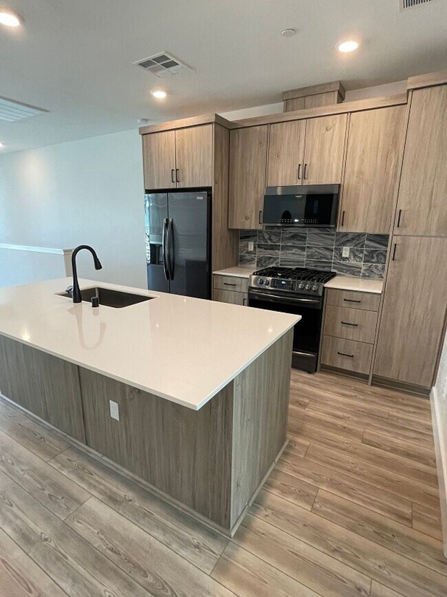 Foto del edificio - 10914 N. Honeysuckle Dr. (Copper/Willow)