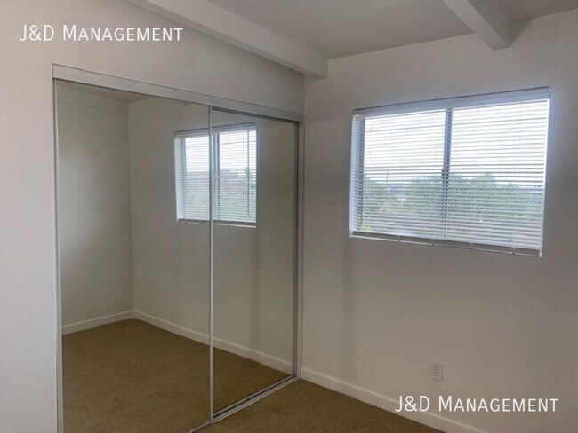 Foto del edificio - 4485 Quince St