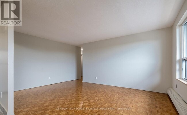 Building Photo - 573 N Service Rd